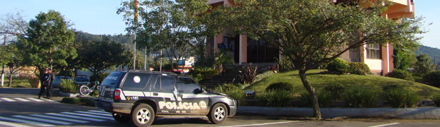 Polícia investiga fraude e procura documentos na Prefeitura de Parobé