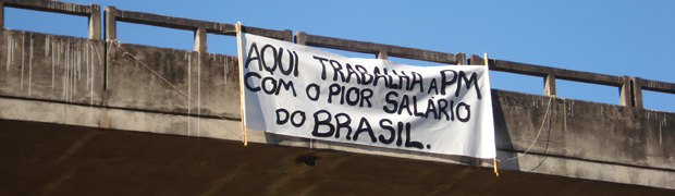Protesto com pneus queimados interrompe trânsito em rodovia do Paranhana