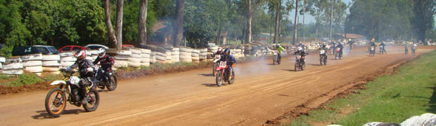 Acidentes marcam abertura do Gaúcho em Pista de Terra