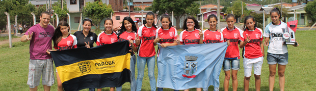 Meninas do Getúlio Vargas são bicampeãs no Bom de Bola