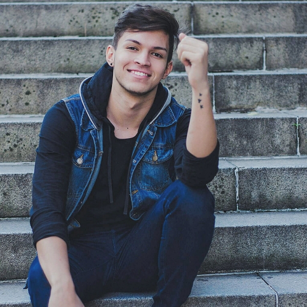 Wesley Araújo anuncia novo single “Menage”