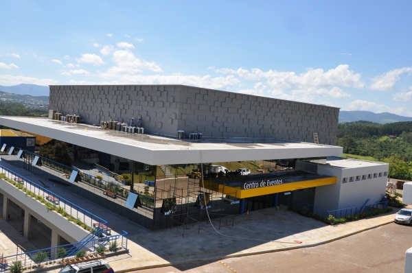 Formaturas da Faccat serão no Centro de Eventos