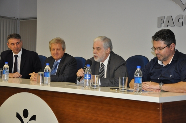 Curso de Direito da Faccat debateu sobre profissões jurídicas