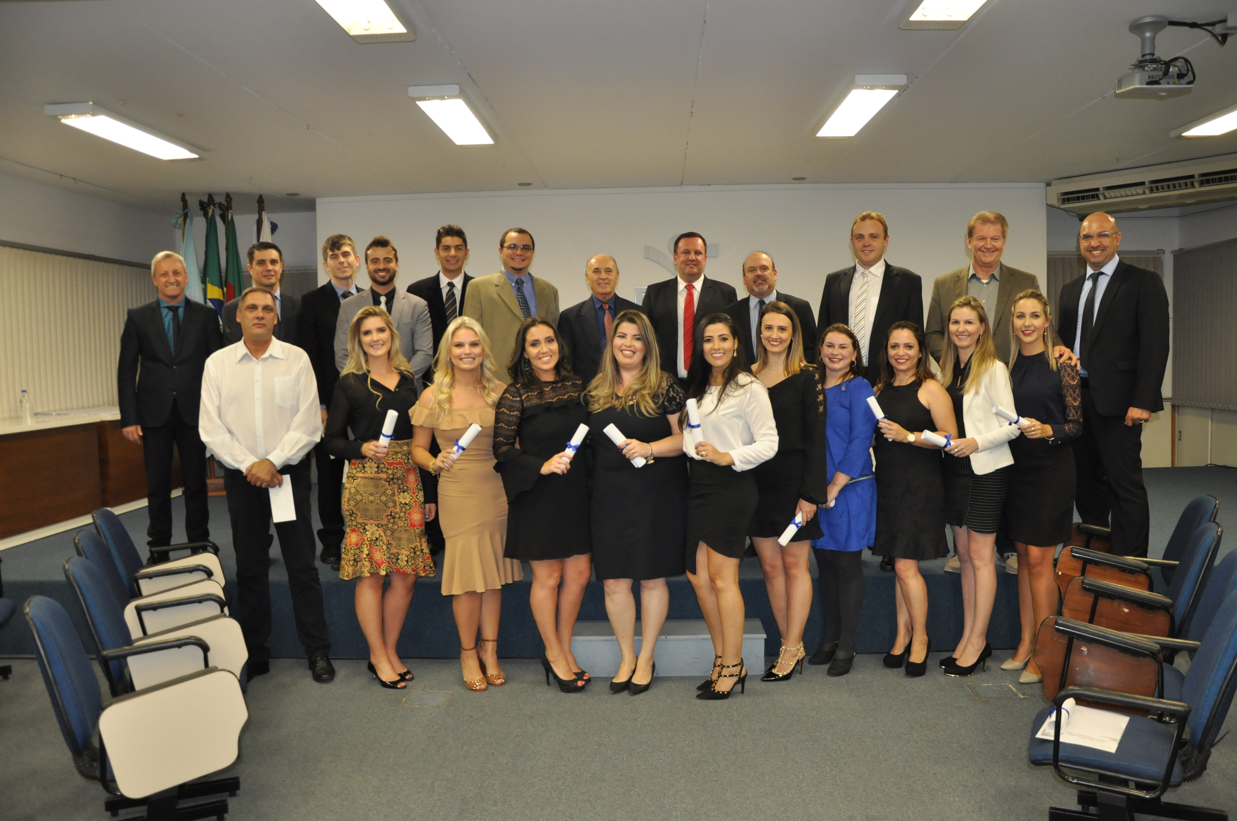 Concluídos novos cursos de pós-graduação na Faccat