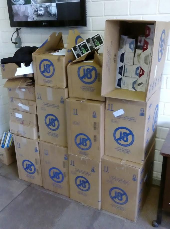 Bandidos roubam carga de cigarros em Taquara e são presos durante a fuga