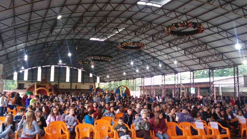 Feira do Livro de Igrejinha segue até a segunda-feira; confira a programação completa