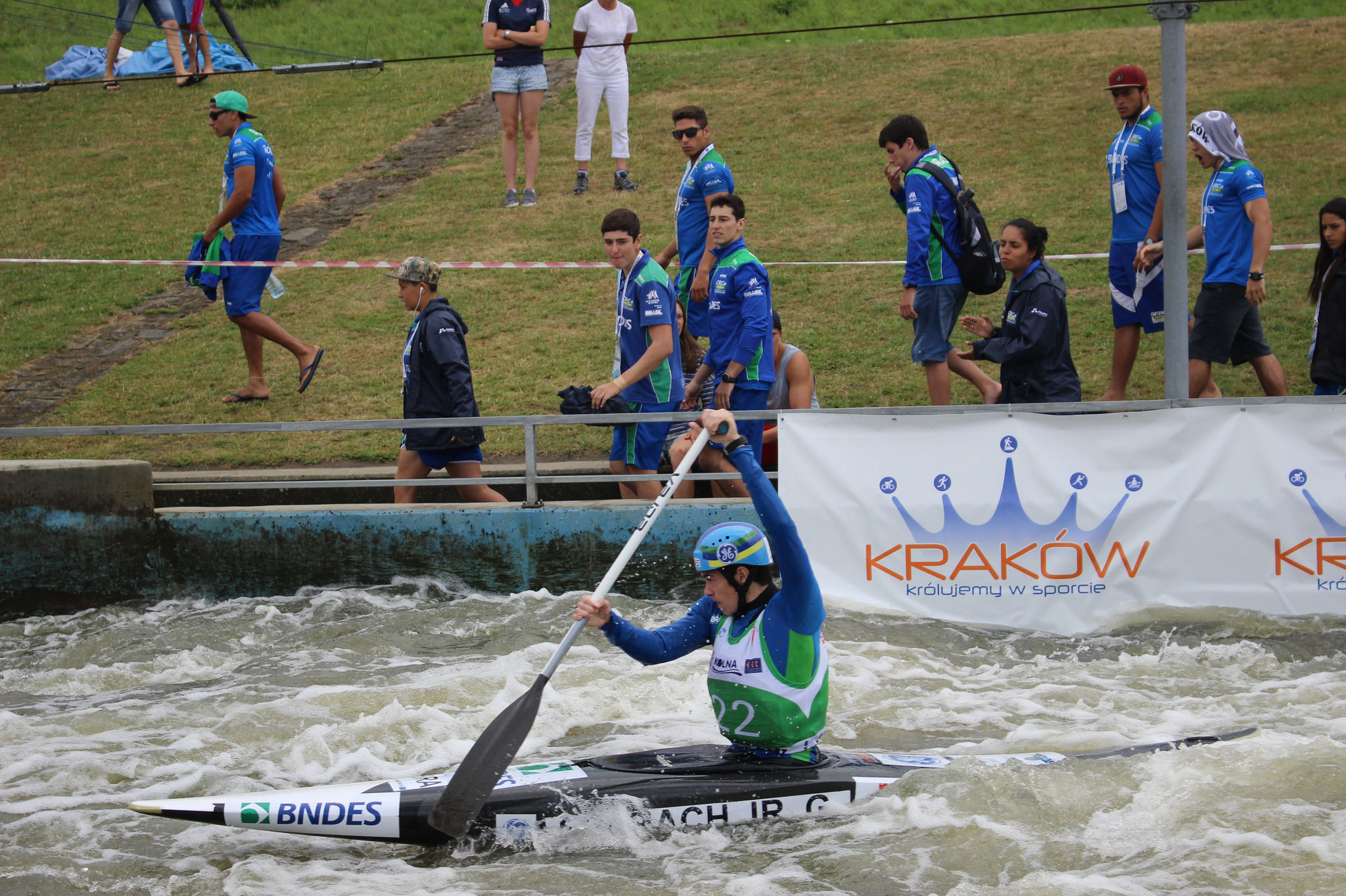 Três-coroenses disputam seletivas para o Mundial da Canoagem