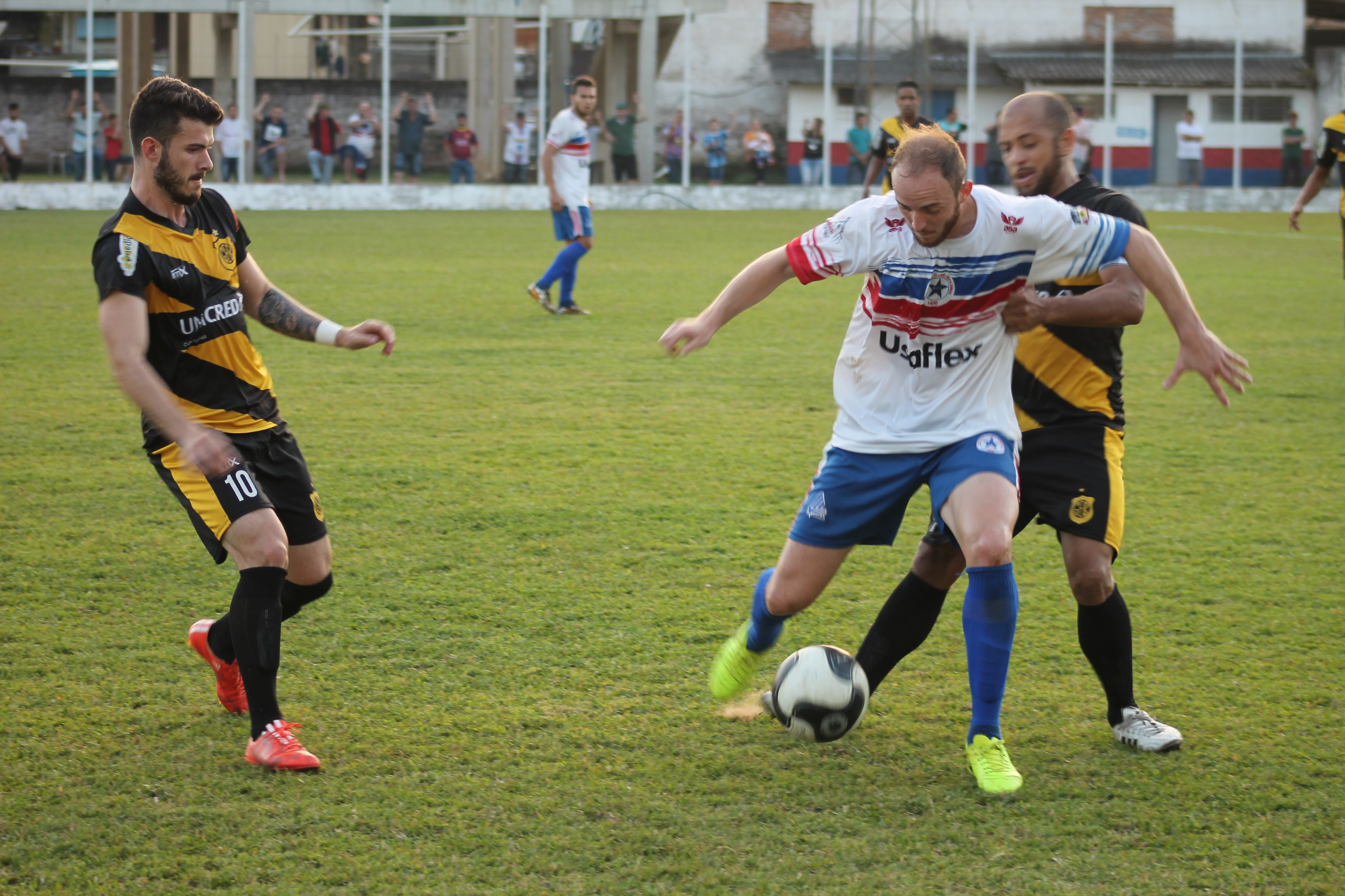 Igrejinha perde a semifinal da Segunda Divisão e mira na FGF