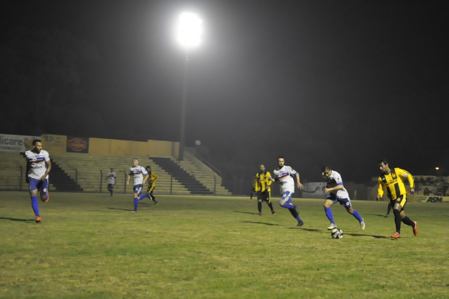 Tricolor do Paranhana segura empate sem gols contra o Bagé
