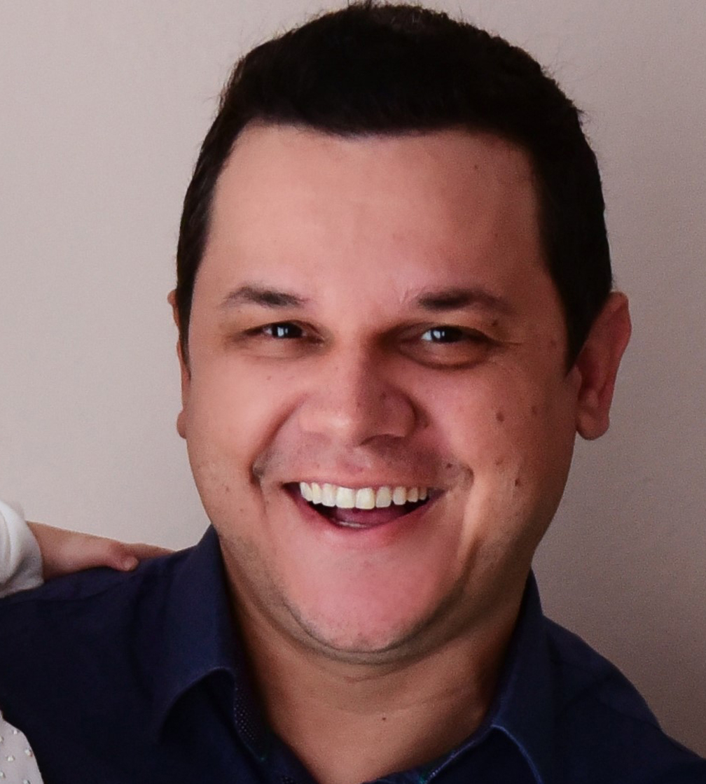 ALBERTO VINICIUS PETRY