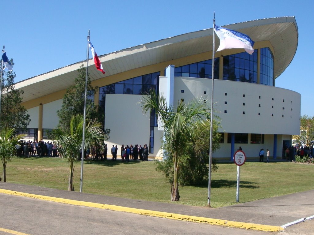 IACS inova com programa que oferece certificado de ensino médio americano