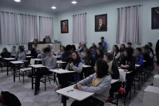 IACS divulga nota oficial sobre quadro de Hitler em sala de aula