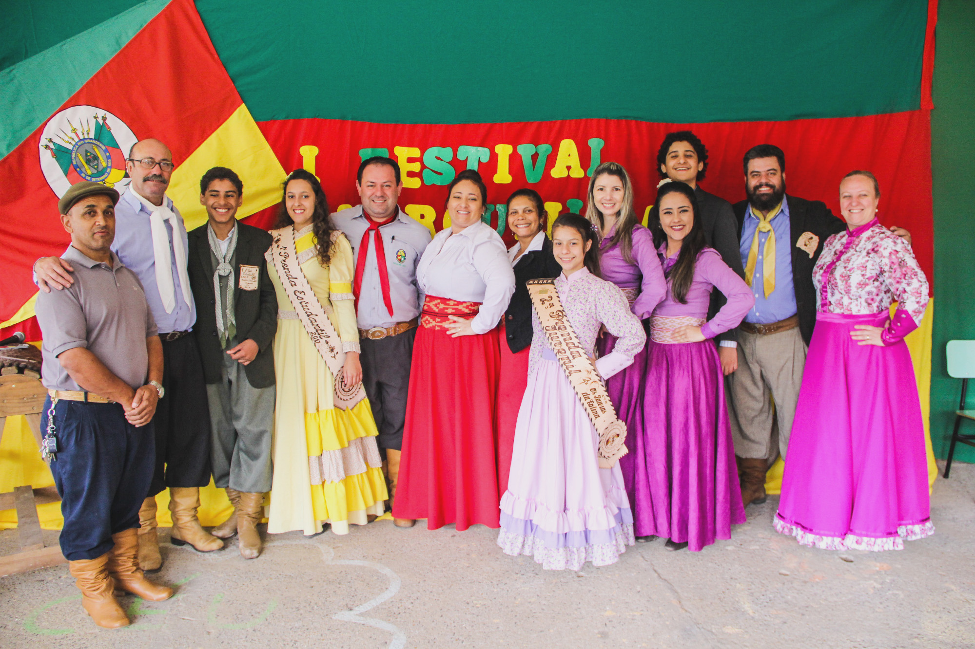 Escola Calisto promoveu o Festival Farroupilha Estudantil