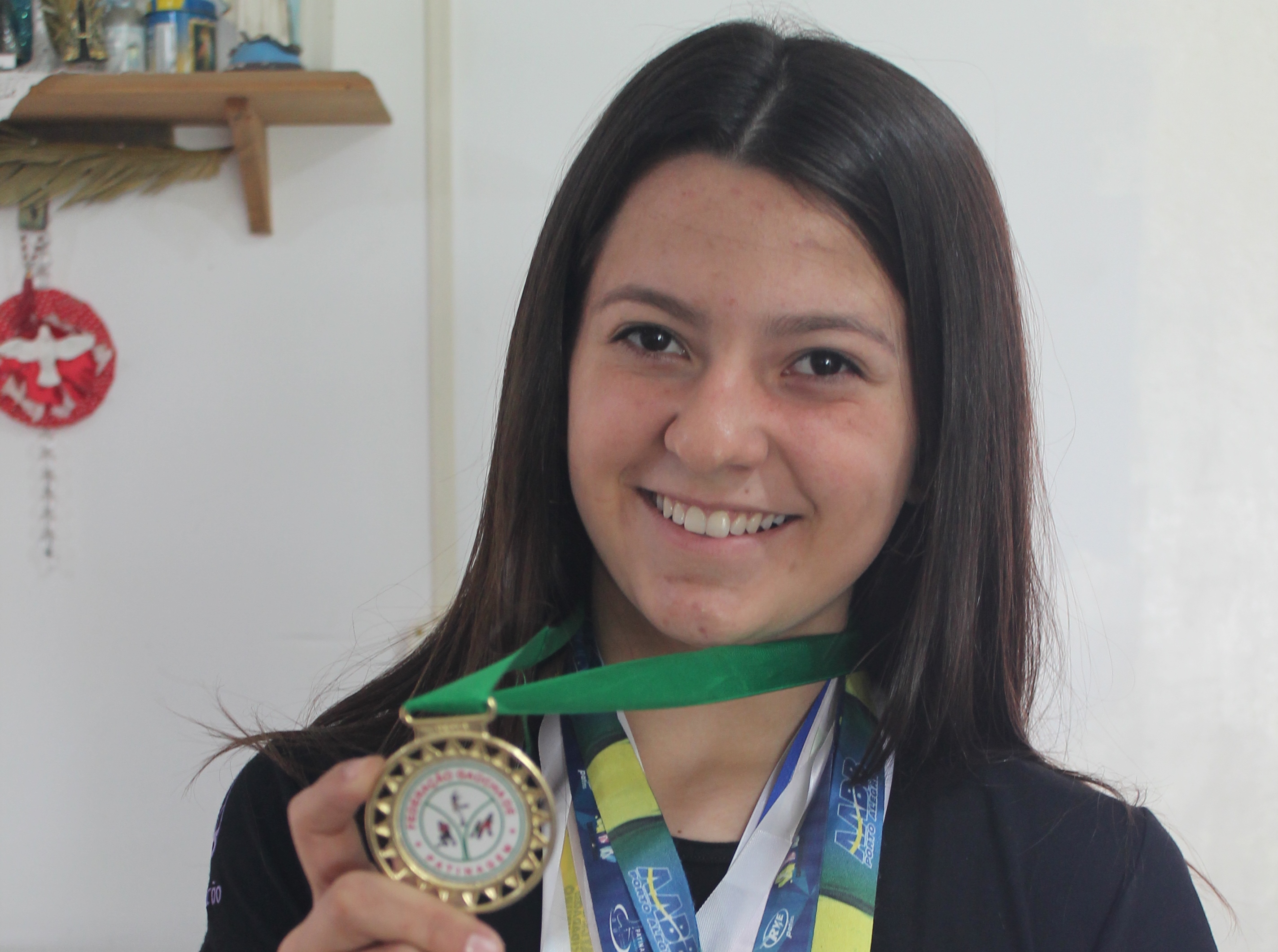 Taquarense ganha título estadual de patinação artística