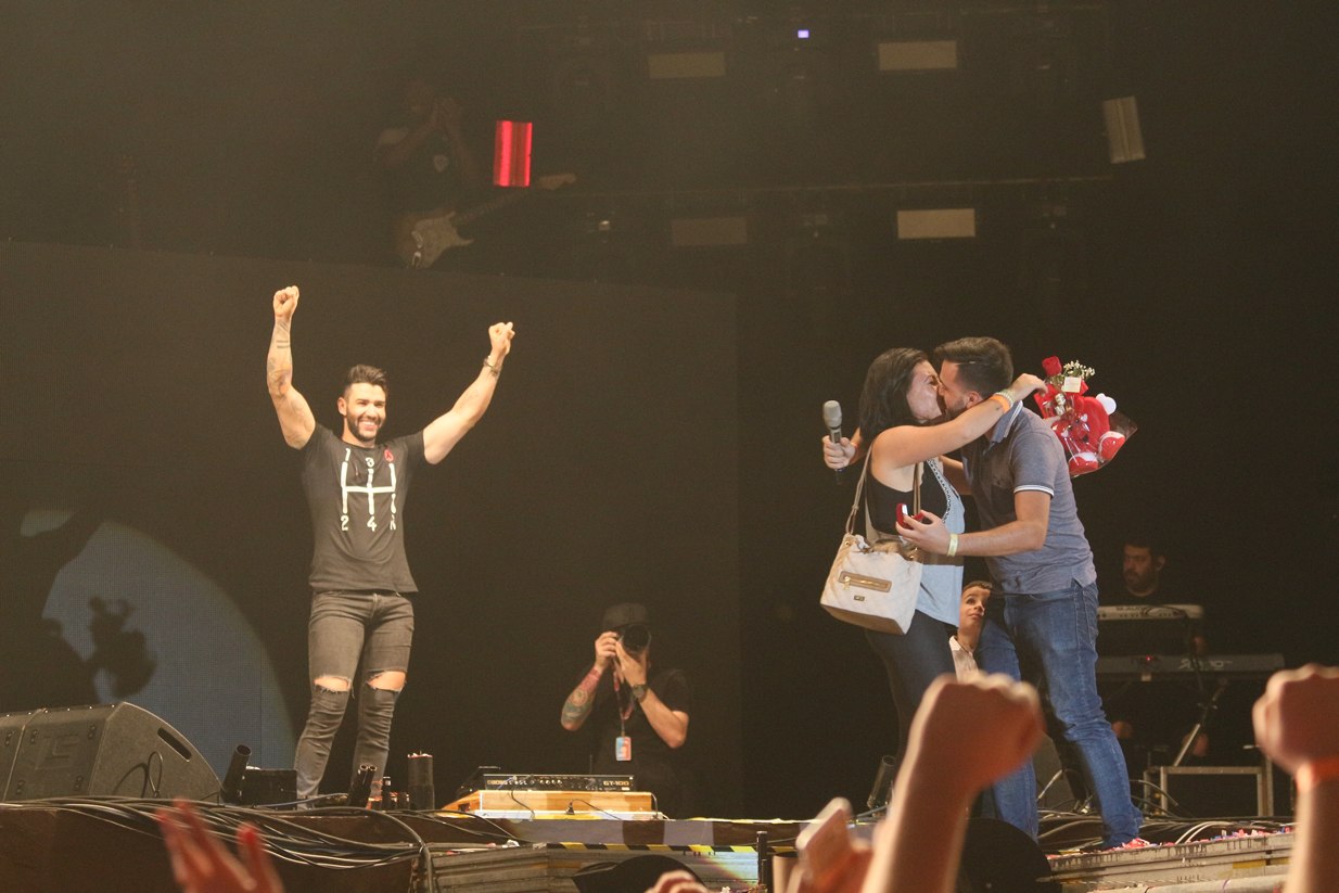 Superação e dedicação: a história do pedido de casamento no show de Gusttavo Lima