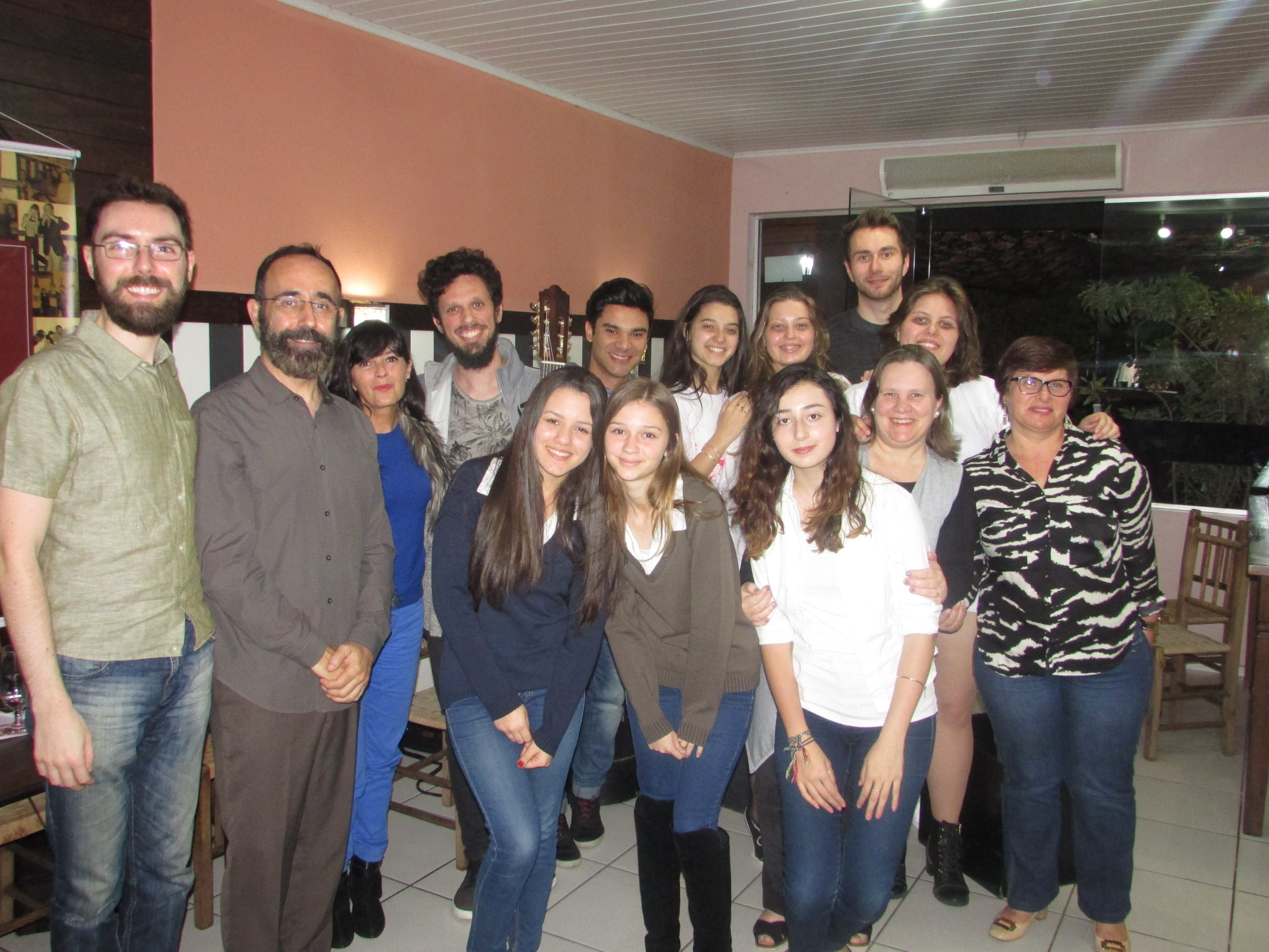 Teatro e música marcaram o Sarau de Setembro