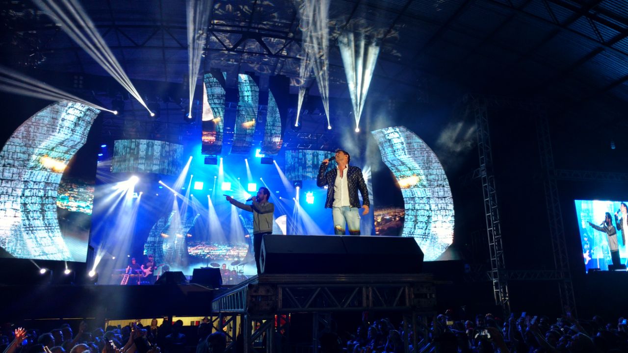 Parada Festiva e anúncio de novo vice-presidente marcam atividades do sábado na Oktoberfest