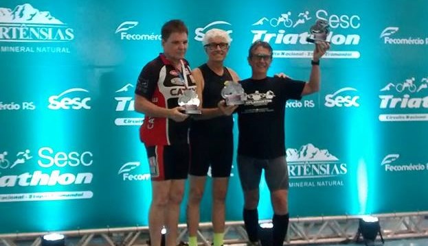 Chico conquista pódios em competições no litoral