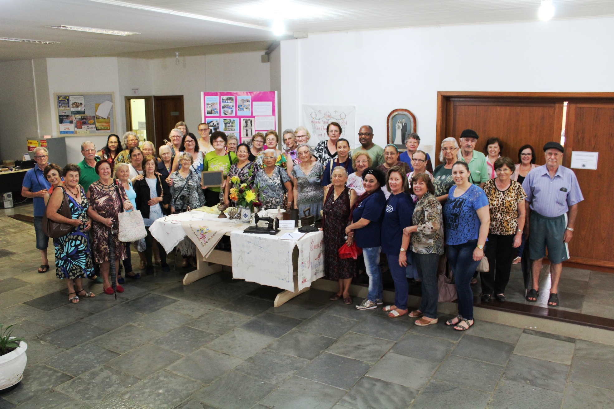 Prefeitura recebe exposição de objetos antigos em Três Coroas