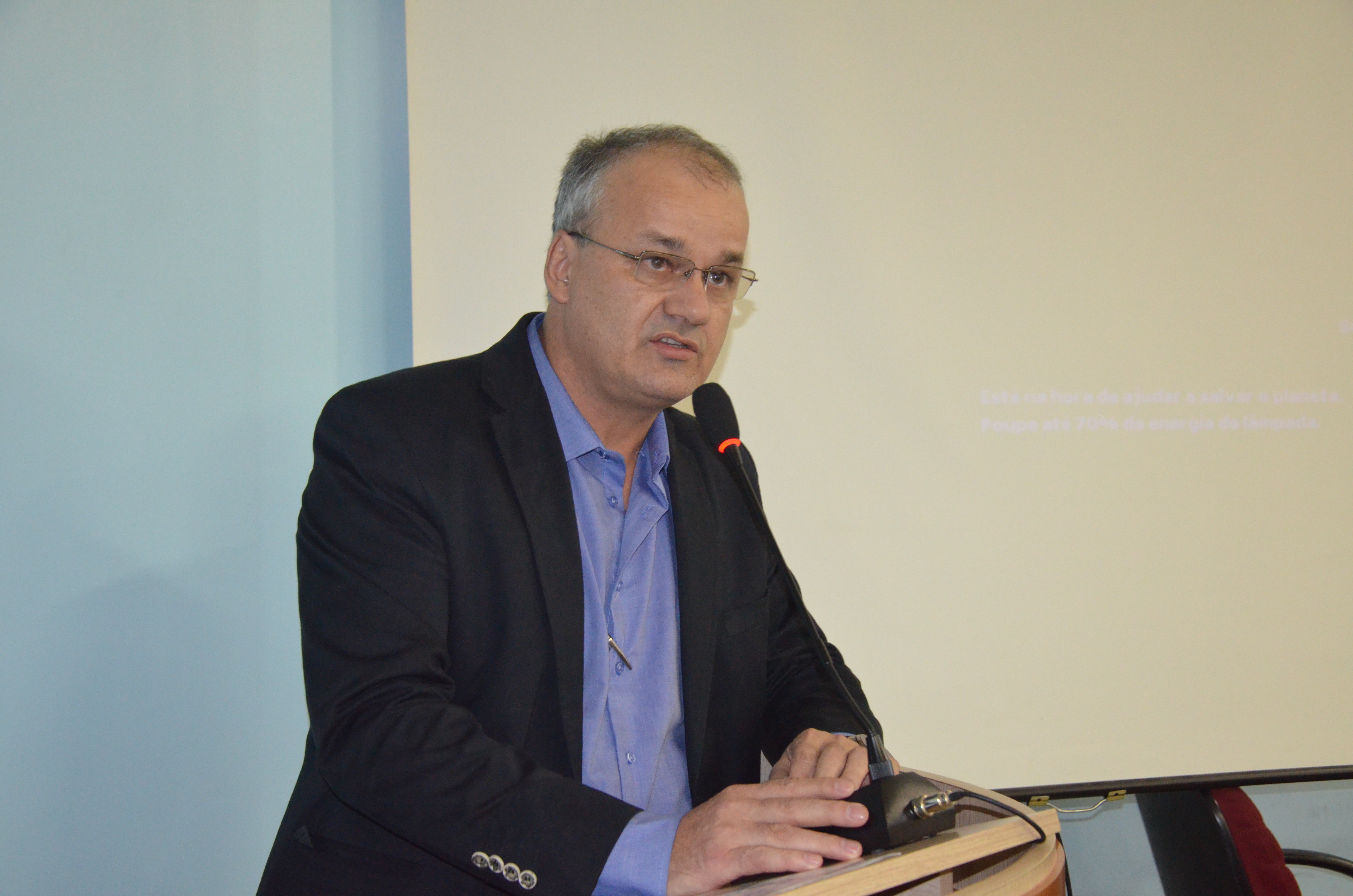 Prefeito interino de Parobé se manifesta sobre o transporte escolar