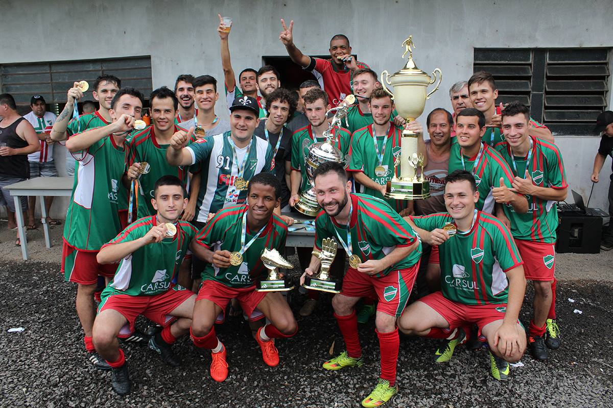 15 de Novembro conquista o municipal de futebol com gol no último minuto