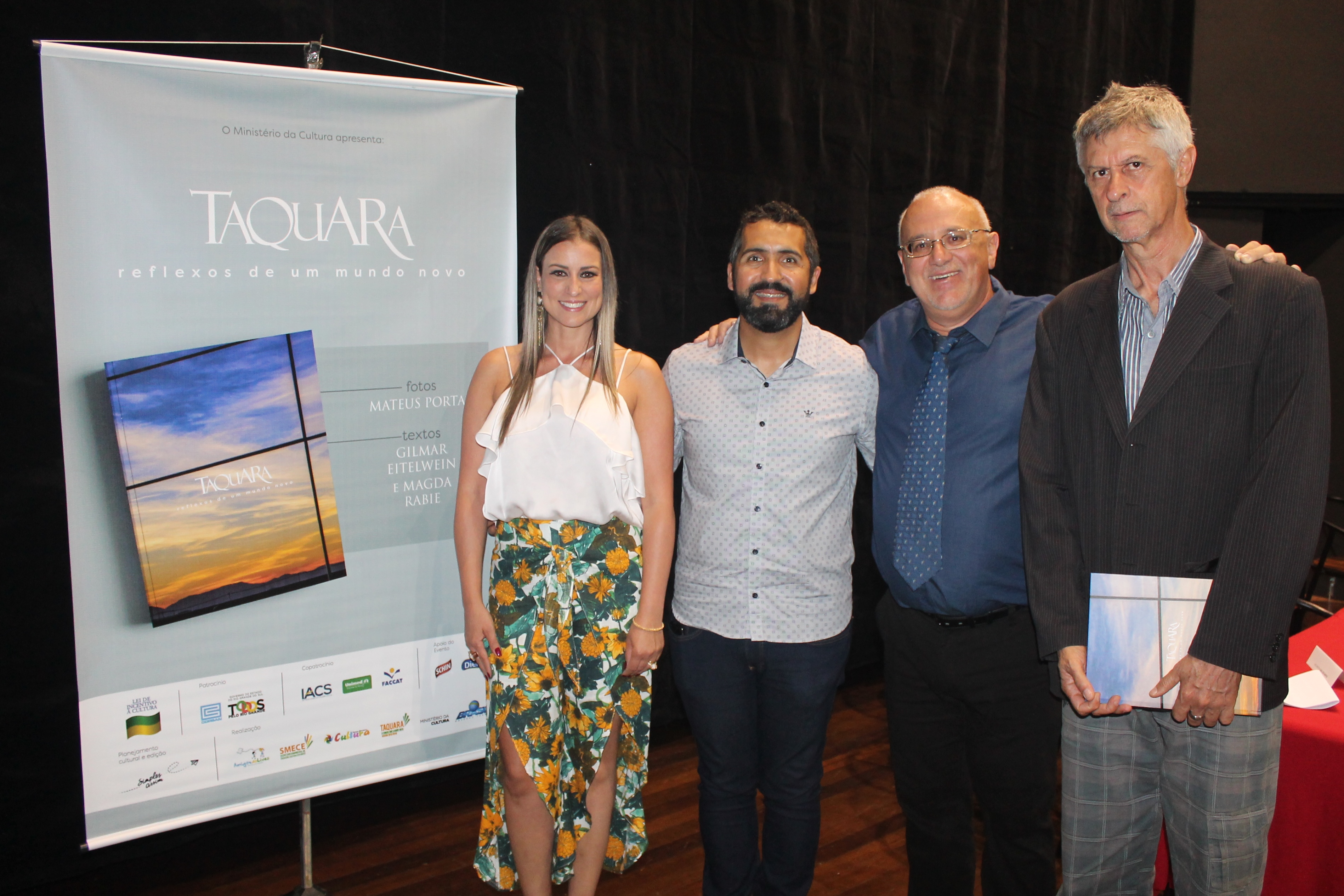 Livro-fotográfico retrata município e comunidade taquarense