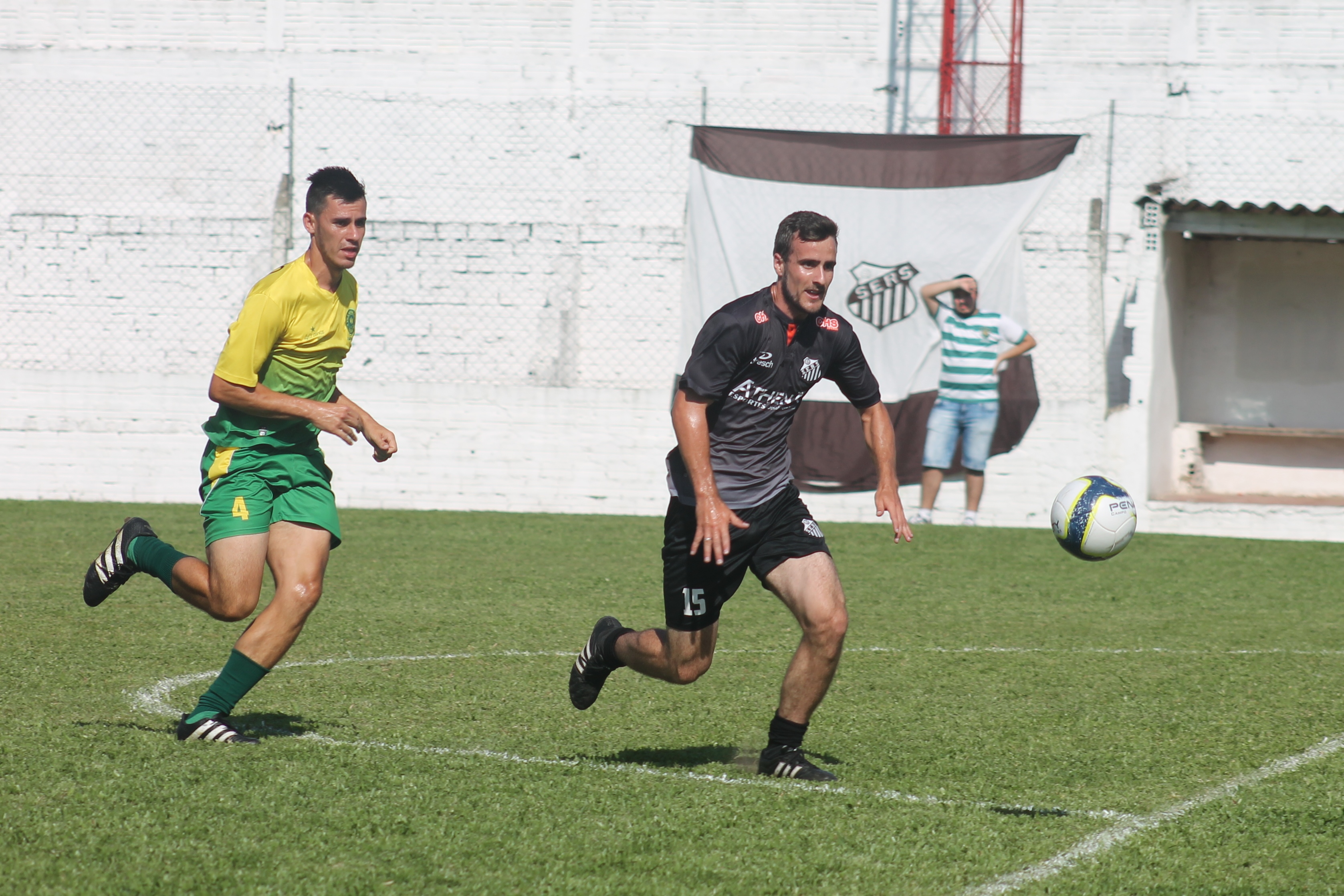 Santos goleia Vila Nova na decisão do Varzeano 2017