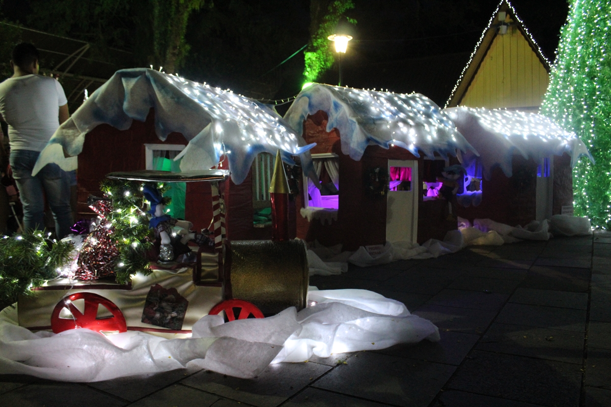 Com teatro e magia, Natal Voluntário encantou Igrejinha
