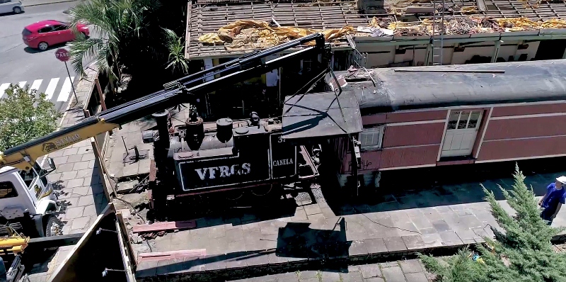 Taquarenses participam de restauração de maria-fumaça histórica de Canela; veja fotos e vídeos