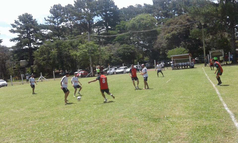 Terceira rodada da categoria livre do Praiano tem 16 gols