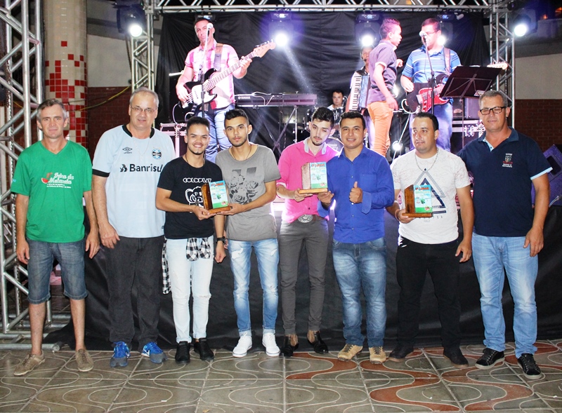 Show de talentos movimentou a Feira da Melancia de Parobé; confira vencedores