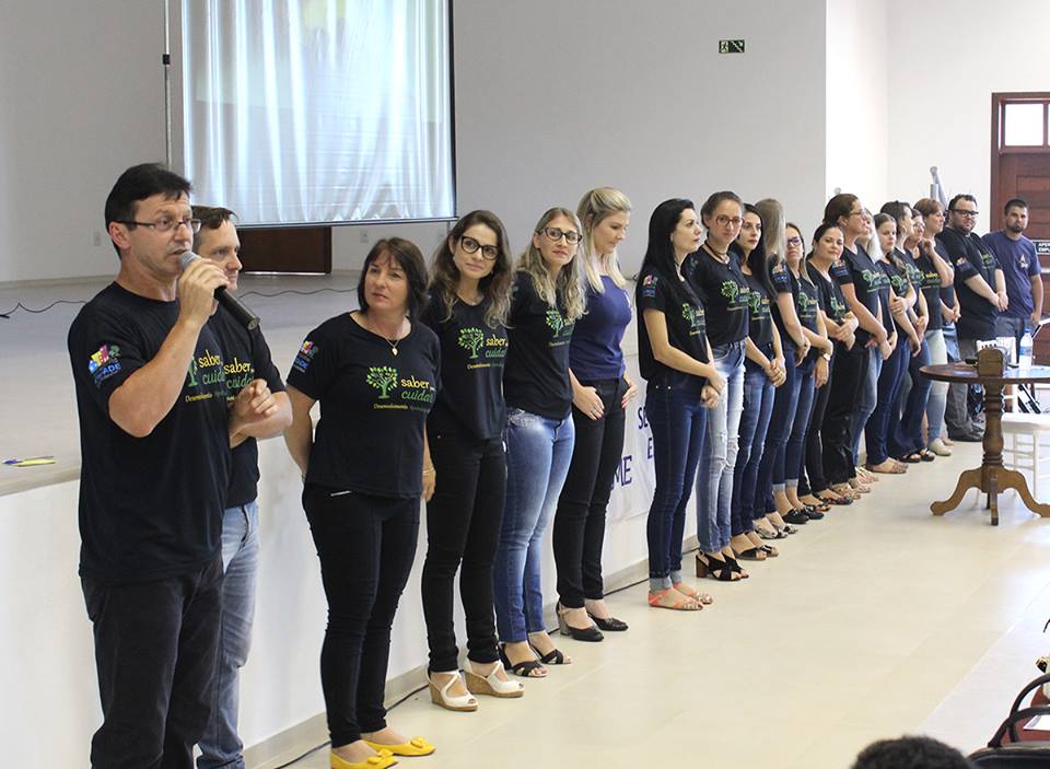 Igrejinha realizou abertura do ano letivo com professores e funcionários