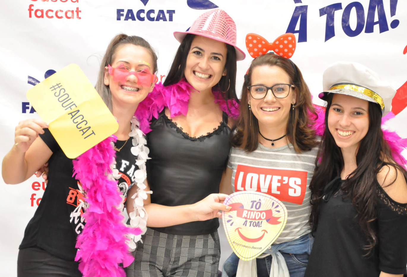 Faccat recepciona novos acadêmicos com diversas atividades