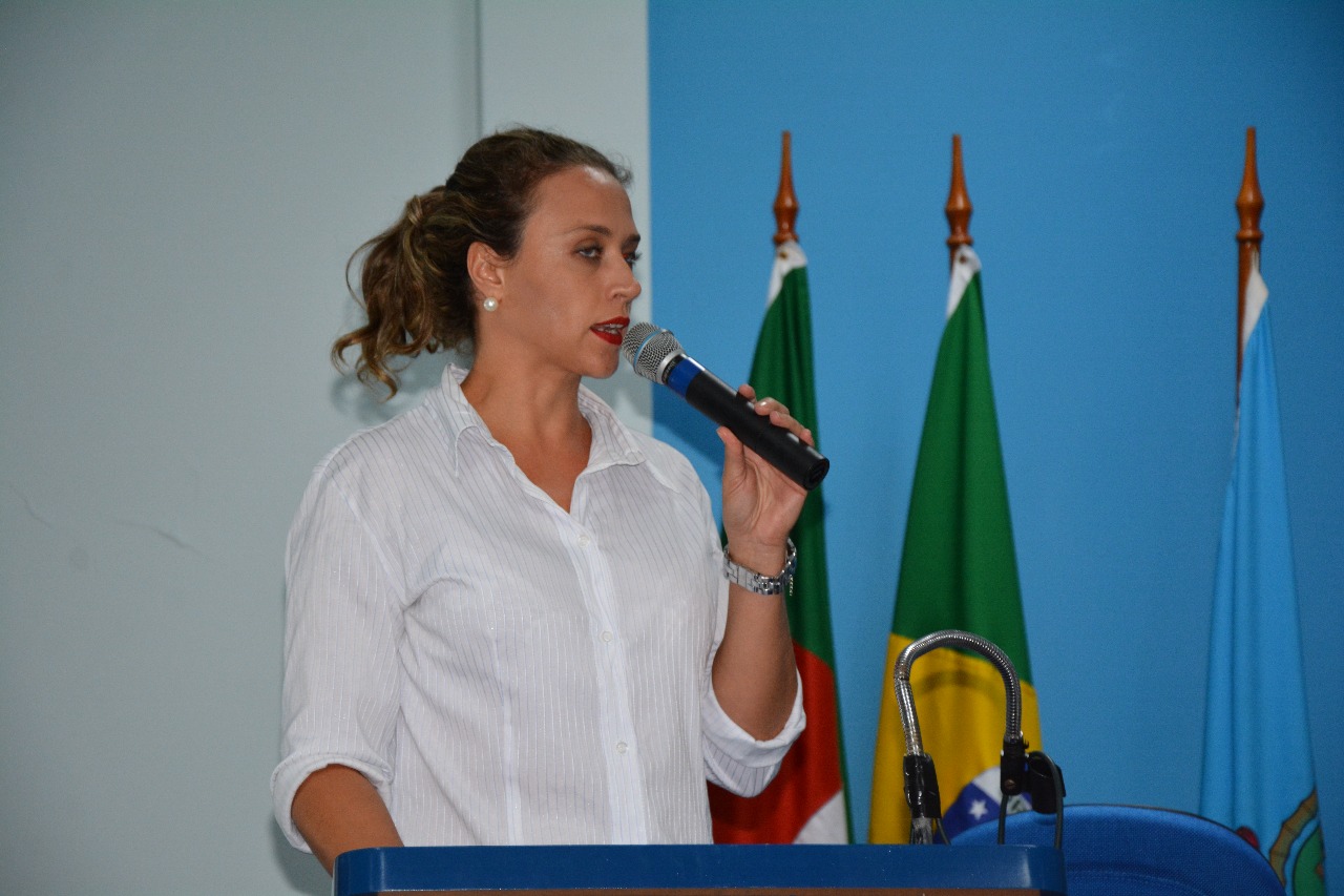 Quociente eleitoral: entenda o cálculo que deixou a professora Mônica sem vaga na Câmara