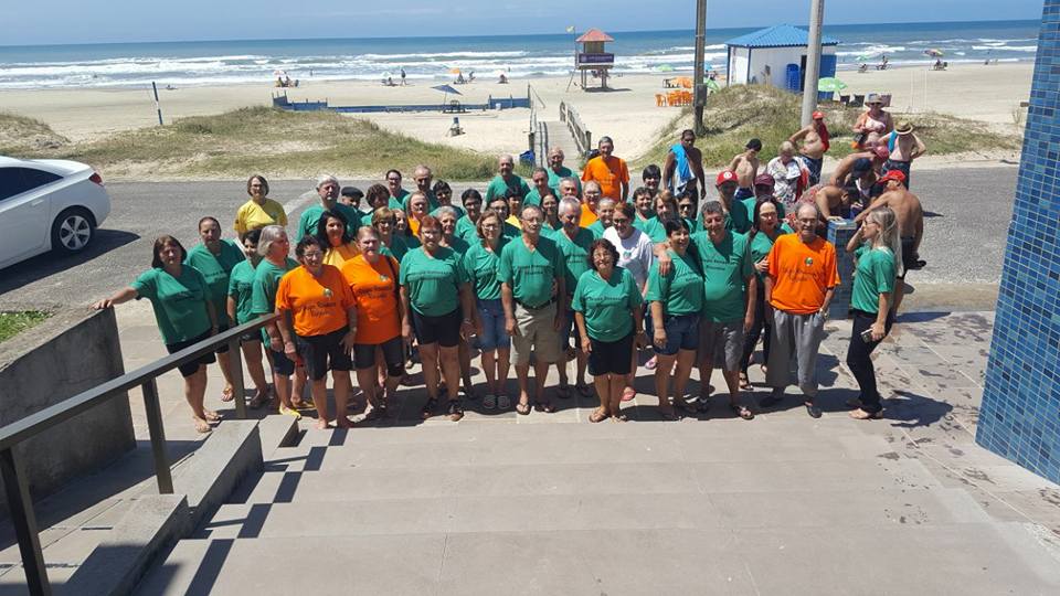 Riozinho leva 46 idosos para Capão da Canoa