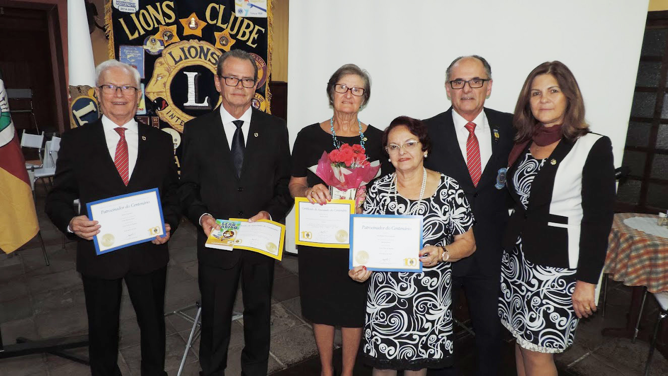 Lions Clube de Taquara empossa novos associados