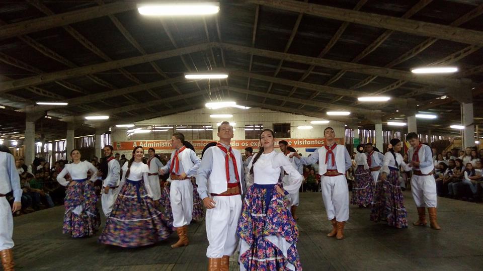 CTG O Fogão Gaúcho realiza Rodeio Artístico e Cultural em Taquara