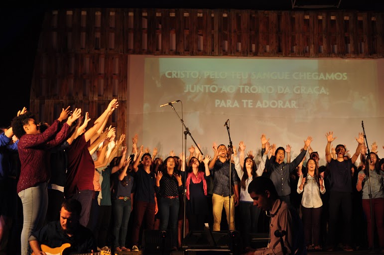 Coral dos Adolescentes do IACS apresenta musical de Páscoa nesta sexta-feira