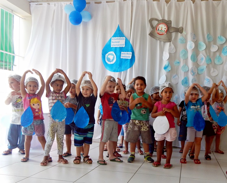 Alunos de escola de Taquara aprendem sobre a importância da água