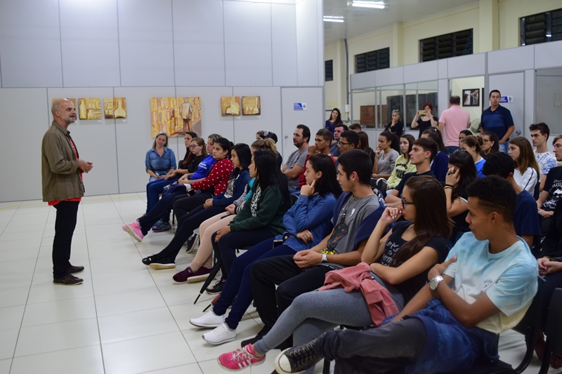 Rolante recebe Exposição de arte "Areia"