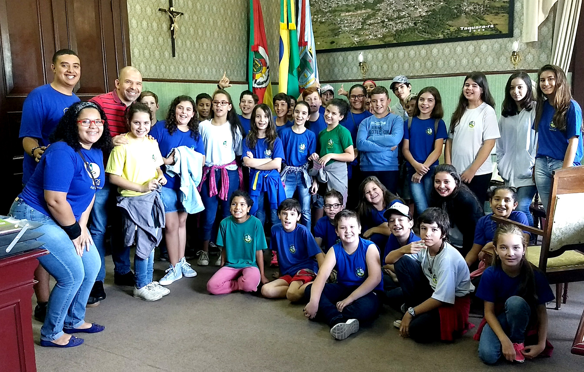 Prefeito de Taquara recebe alunos da Escola Rosa Elsa Mertins