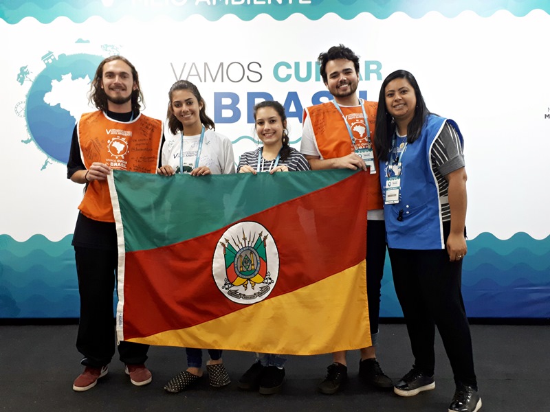 Duas escolas de Taquara representam o município em conferência nacional
