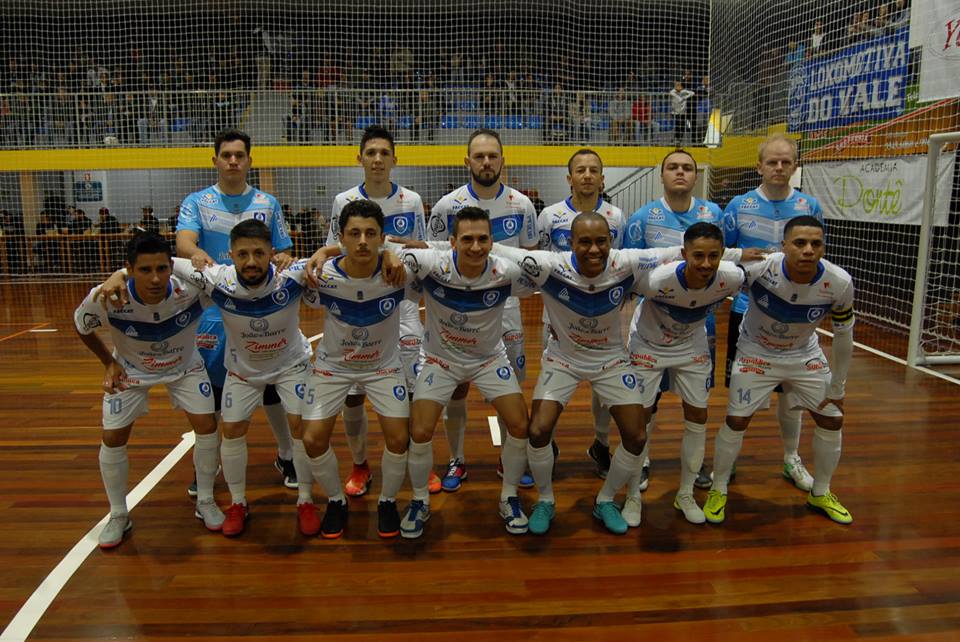 De virada e com apoio do torcedor, APF vence a Uruguaianense