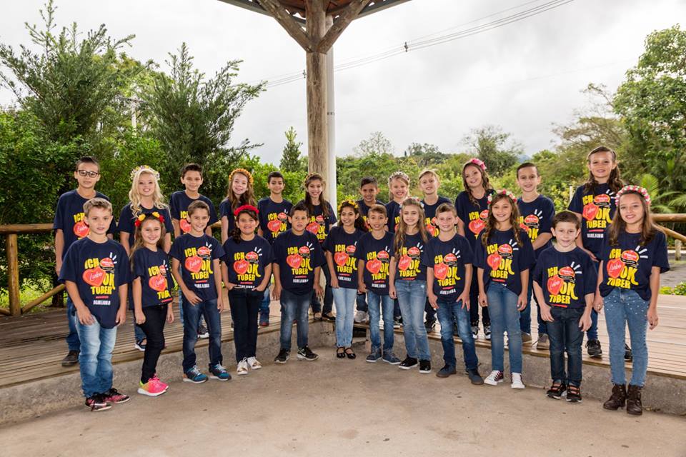 Domingo é dia de completar a corte com escolha do Bubchen e Mädchen da Oktoberfest