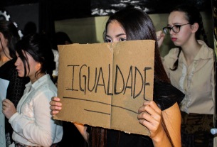 Recreio cultural encerra projeto e aborda igualdade no IACS