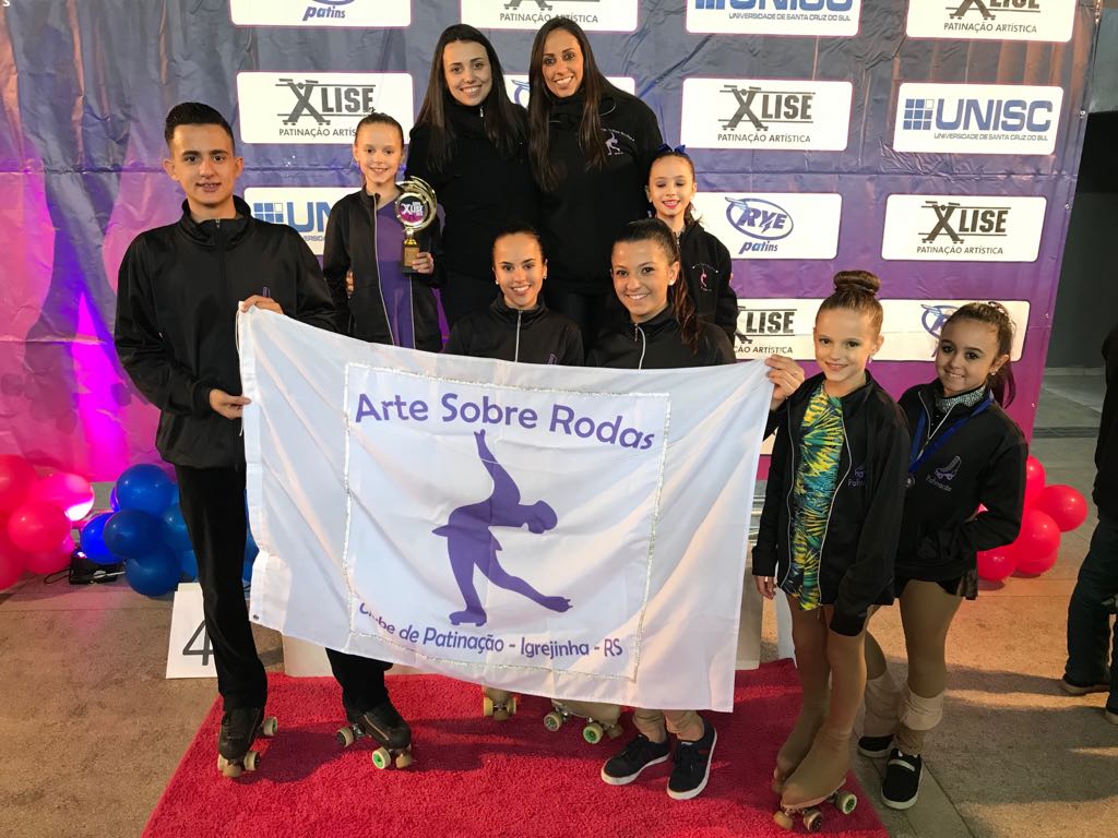Atletas da região conquistam pódios em copa de patinação