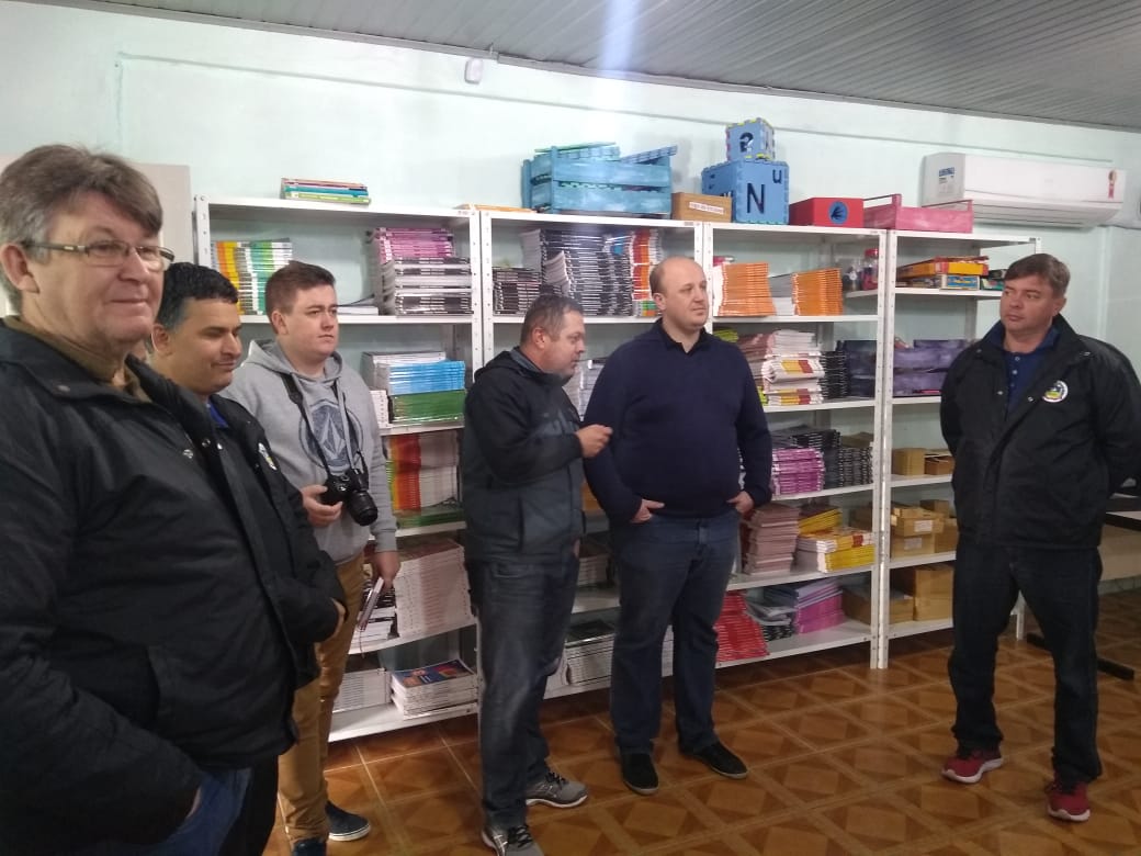 Vereadores realizam visita a escolas de Igrejinha