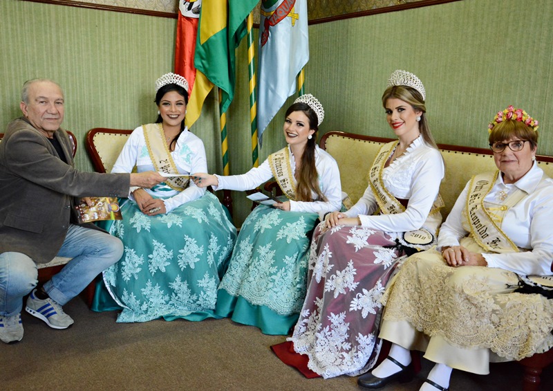 Soberanas da 26ª São Leopoldo Fest convidam taquarenses para celebrar a cultura alemã