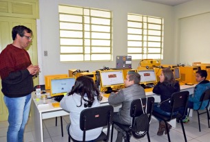 Taquara adere a projeto do Google e oferece curso gratuito de ciência da computação