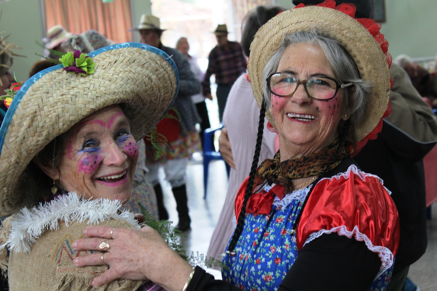 Idosos se divertem com Festa Junina em Três Coroas